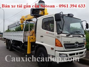 Xe tải Hino gắn cẩu Soosan 7 tấn